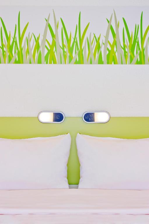 Ibis Budget Saint-Quentin Centre Gare מראה חיצוני תמונה
